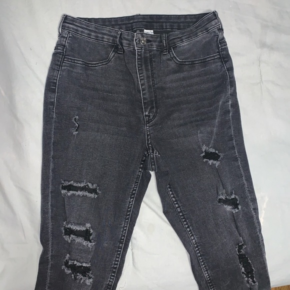 H&M jeans - Picture 2 of 4
